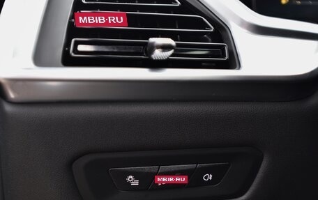 BMW X6, 2024 год, 12 200 000 рублей, 17 фотография