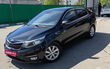 KIA Rio III рестайлинг, 2017 год, 1 000 000 рублей, 4 фотография