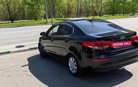 KIA Rio III рестайлинг, 2017 год, 1 000 000 рублей, 7 фотография