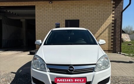 Opel Astra H, 2013 год, 750 000 рублей, 3 фотография
