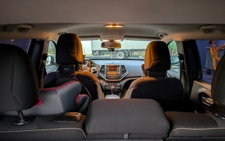 Jeep Cherokee, 2014 год, 2 150 000 рублей, 9 фотография