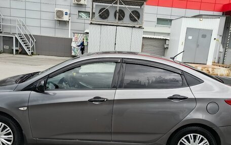 Hyundai Solaris II рестайлинг, 2011 год, 650 000 рублей, 2 фотография