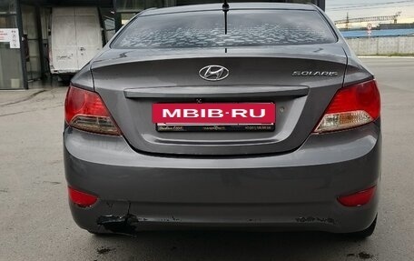 Hyundai Solaris II рестайлинг, 2011 год, 650 000 рублей, 3 фотография