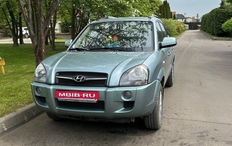 Hyundai Tucson III, 2008 год, 900 000 рублей, 1 фотография