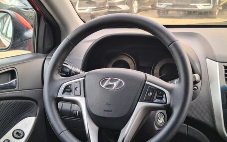 Hyundai Solaris II рестайлинг, 2012 год, 670 000 рублей, 15 фотография