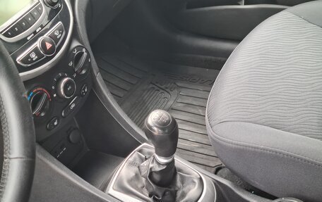Hyundai Solaris II рестайлинг, 2012 год, 670 000 рублей, 20 фотография
