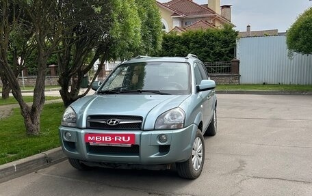 Hyundai Tucson III, 2008 год, 900 000 рублей, 4 фотография