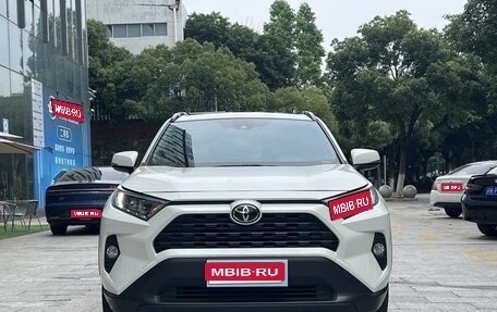 Toyota RAV4, 2021 год, 2 340 020 рублей, 1 фотография