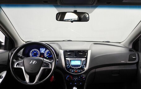 Hyundai Solaris II рестайлинг, 2011 год, 742 000 рублей, 9 фотография