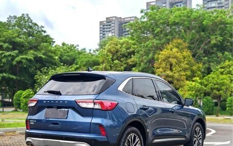 Ford Escape, 2022 год, 1 810 334 рублей, 2 фотография