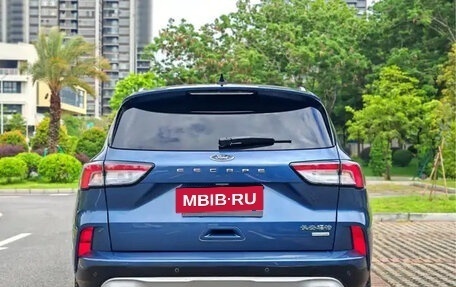 Ford Escape, 2022 год, 1 810 334 рублей, 3 фотография