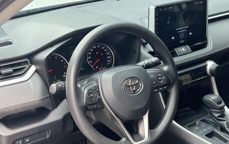 Toyota RAV4, 2021 год, 2 340 020 рублей, 11 фотография
