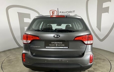 KIA Sorento II рестайлинг, 2014 год, 1 570 000 рублей, 3 фотография