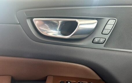 Volvo XC60 II, 2022 год, 3 259 000 рублей, 11 фотография