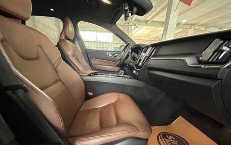 Volvo XC60 II, 2022 год, 3 259 000 рублей, 9 фотография