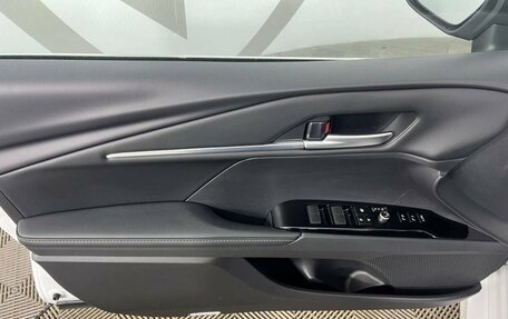 Toyota Camry, 2024 год, 4 890 000 рублей, 8 фотография