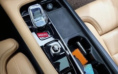 Volvo S90 II рестайлинг, 2022 год, 3 700 000 рублей, 13 фотография