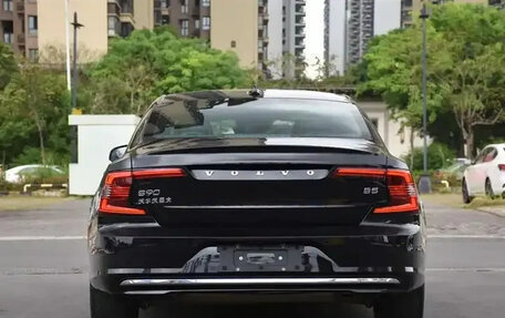 Volvo S90 II рестайлинг, 2021 год, 2 835 000 рублей, 3 фотография