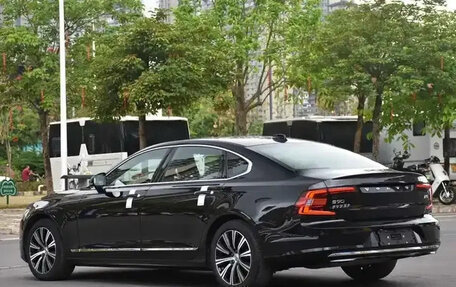 Volvo S90 II рестайлинг, 2021 год, 2 835 000 рублей, 7 фотография