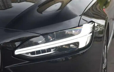 Volvo S90 II рестайлинг, 2021 год, 2 835 000 рублей, 13 фотография