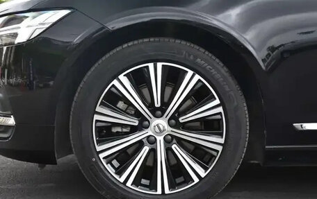 Volvo S90 II рестайлинг, 2021 год, 2 835 000 рублей, 20 фотография