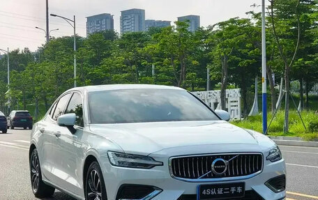 Volvo S60 III, 2022 год, 2 235 000 рублей, 3 фотография