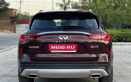 Infiniti QX50 II, 2021 год, 1 950 111 рублей, 5 фотография