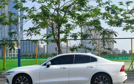 Volvo S60 III, 2022 год, 2 235 000 рублей, 9 фотография
