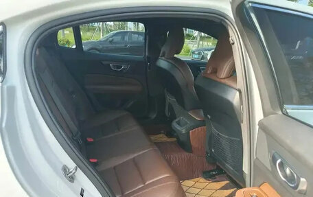 Volvo S60 III, 2022 год, 2 235 000 рублей, 26 фотография