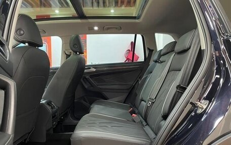 Volkswagen Tiguan II, 2022 год, 2 500 000 рублей, 14 фотография