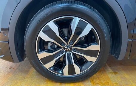 Volkswagen Tiguan II, 2022 год, 2 500 000 рублей, 15 фотография