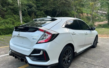 Honda Civic, 2022 год, 1 600 000 рублей, 7 фотография