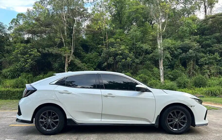 Honda Civic, 2022 год, 1 600 000 рублей, 4 фотография