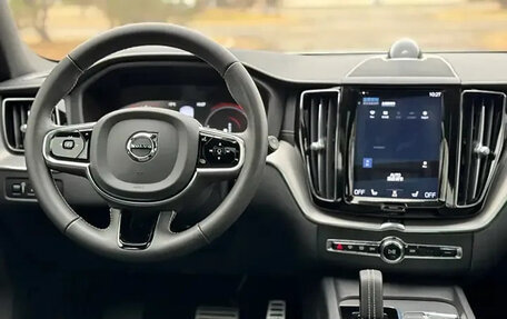 Volvo XC60 II, 2021 год, 2 735 000 рублей, 4 фотография