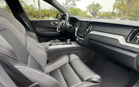 Volvo XC60 II, 2021 год, 2 735 000 рублей, 6 фотография
