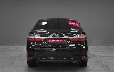 Toyota Camry, 2017 год, 2 365 000 рублей, 4 фотография