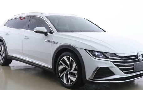 Volkswagen Passat CC, 2022 год, 2 490 000 рублей, 3 фотография