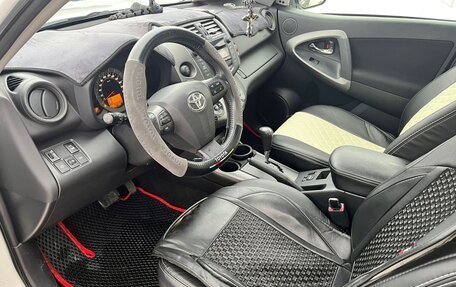 Toyota RAV4, 2011 год, 2 000 000 рублей, 10 фотография