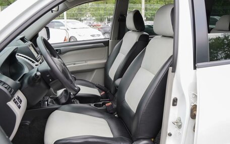 Mitsubishi Pajero Sport II рестайлинг, 2014 год, 2 540 000 рублей, 10 фотография
