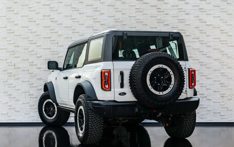 Ford Bronco, 2022 год, 6 937 334 рублей, 2 фотография