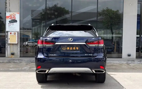 Lexus RX IV рестайлинг, 2021 год, 3 831 810 рублей, 7 фотография