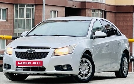 Chevrolet Cruze II, 2011 год, 499 000 рублей, 3 фотография