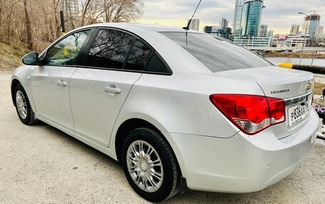 Chevrolet Cruze II, 2011 год, 499 000 рублей, 8 фотография