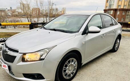 Chevrolet Cruze II, 2011 год, 499 000 рублей, 6 фотография