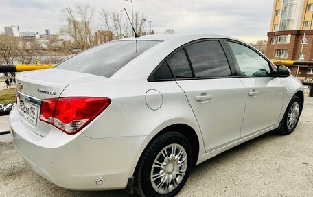 Chevrolet Cruze II, 2011 год, 499 000 рублей, 13 фотография