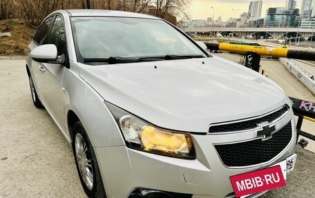 Chevrolet Cruze II, 2011 год, 499 000 рублей, 10 фотография