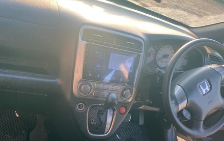 Honda Stream I рестайлинг, 2006 год, 800 000 рублей, 6 фотография