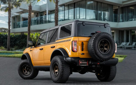 Ford Bronco, 2022 год, 6 459 334 рублей, 2 фотография
