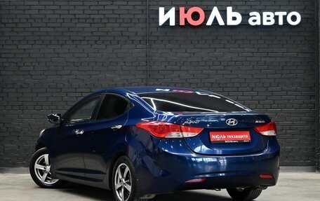 Hyundai Avante, 2011 год, 950 000 рублей, 4 фотография