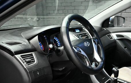 Hyundai Avante, 2011 год, 950 000 рублей, 15 фотография